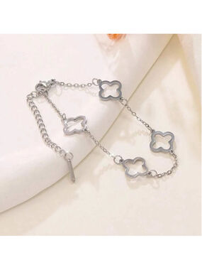 Stainless Steel Silver Color Bracelet Clover